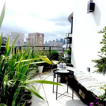 Privee Dans Un Roof-top Unique Vue 360° Homestay Colombes (Hauts-de-Seine)
